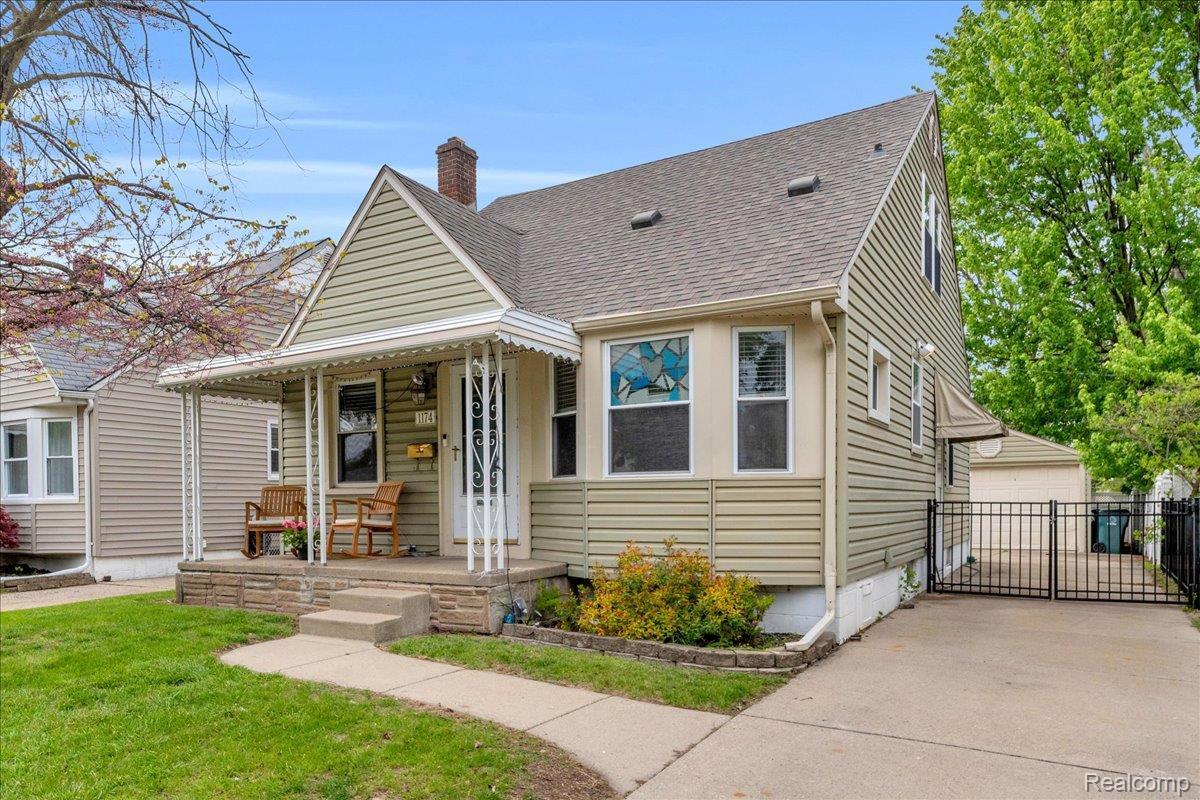 1174 Columbia Road