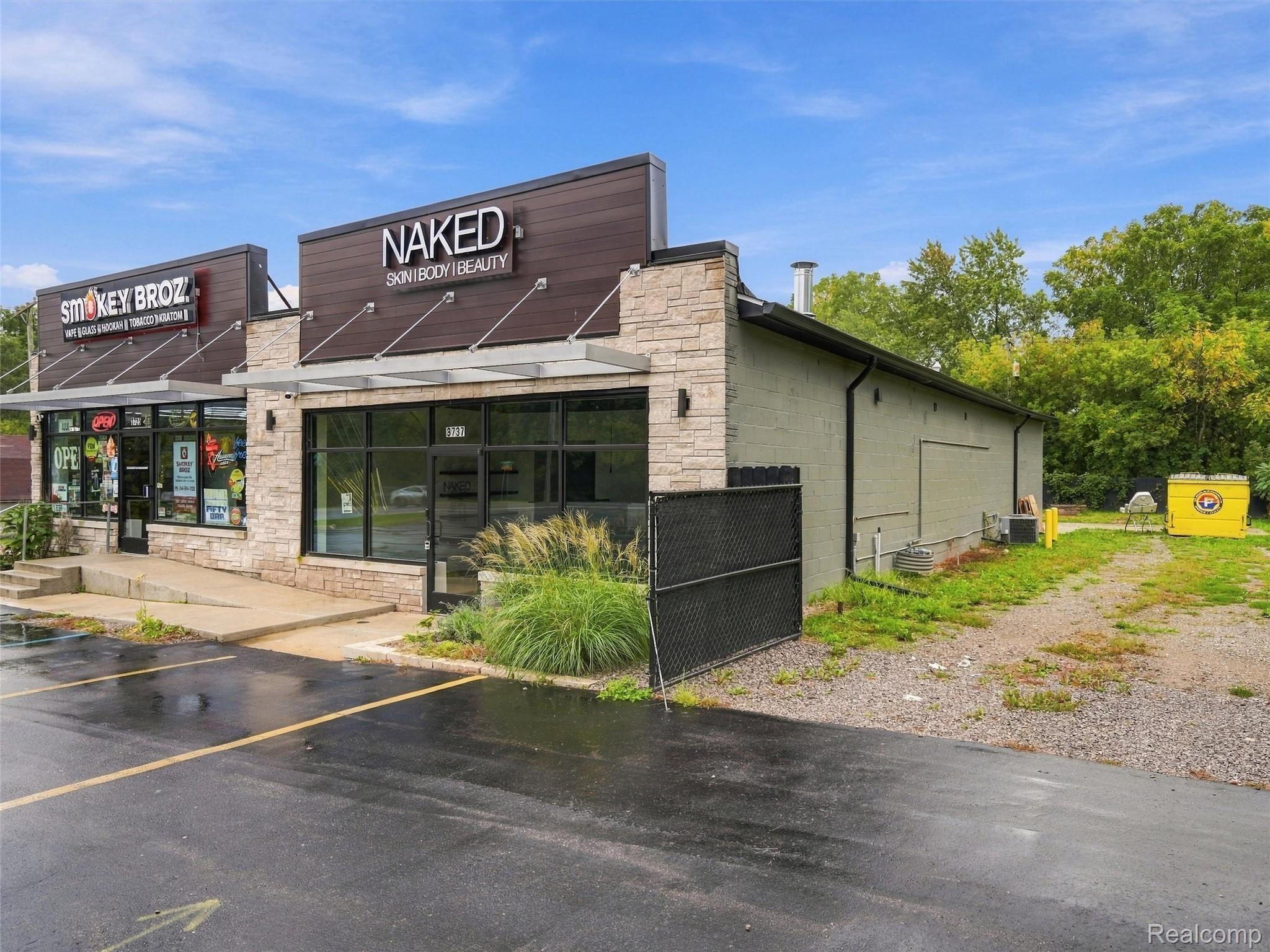 3737 W Auburn Road