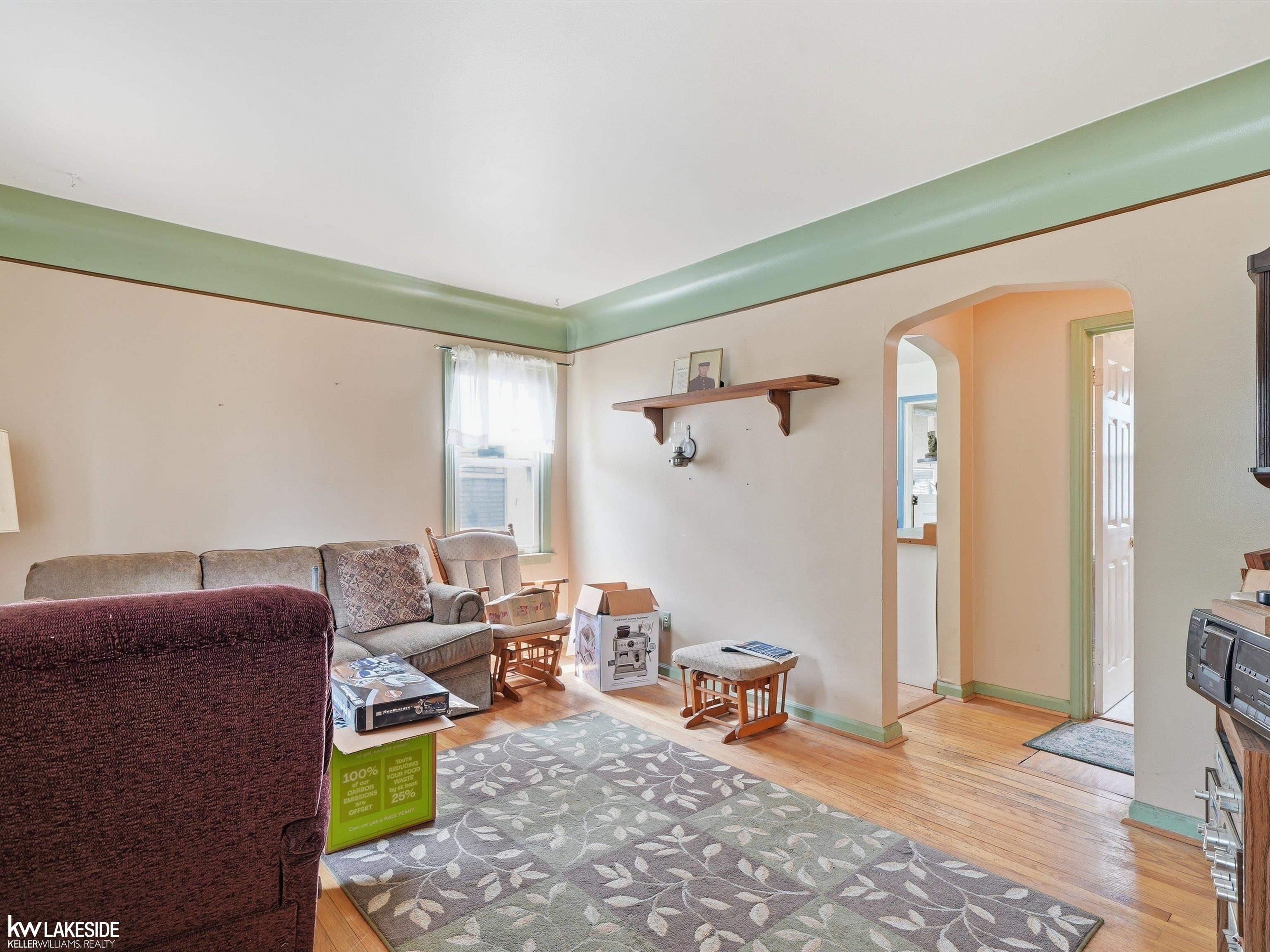 19039 Deering