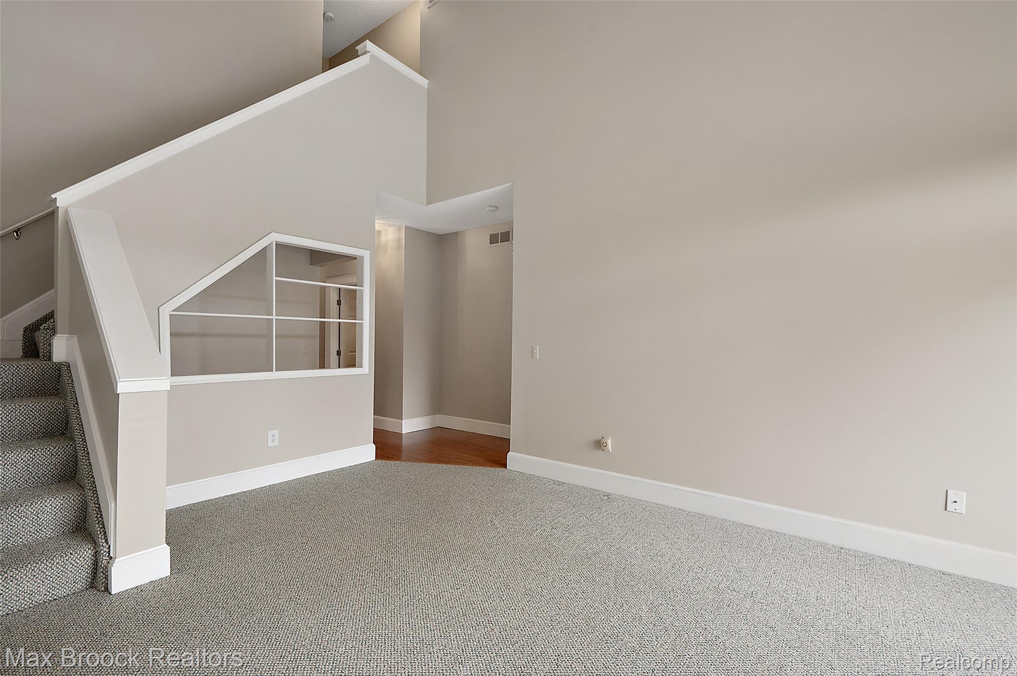 30995 Blueridge Drive