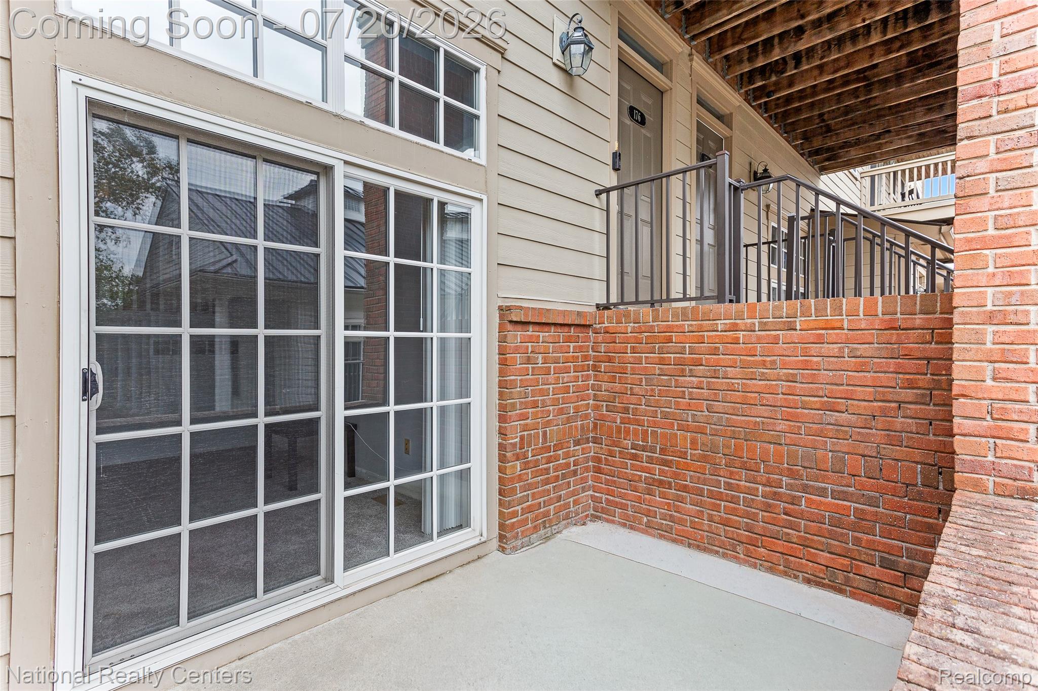 178 AMYS Walk Street