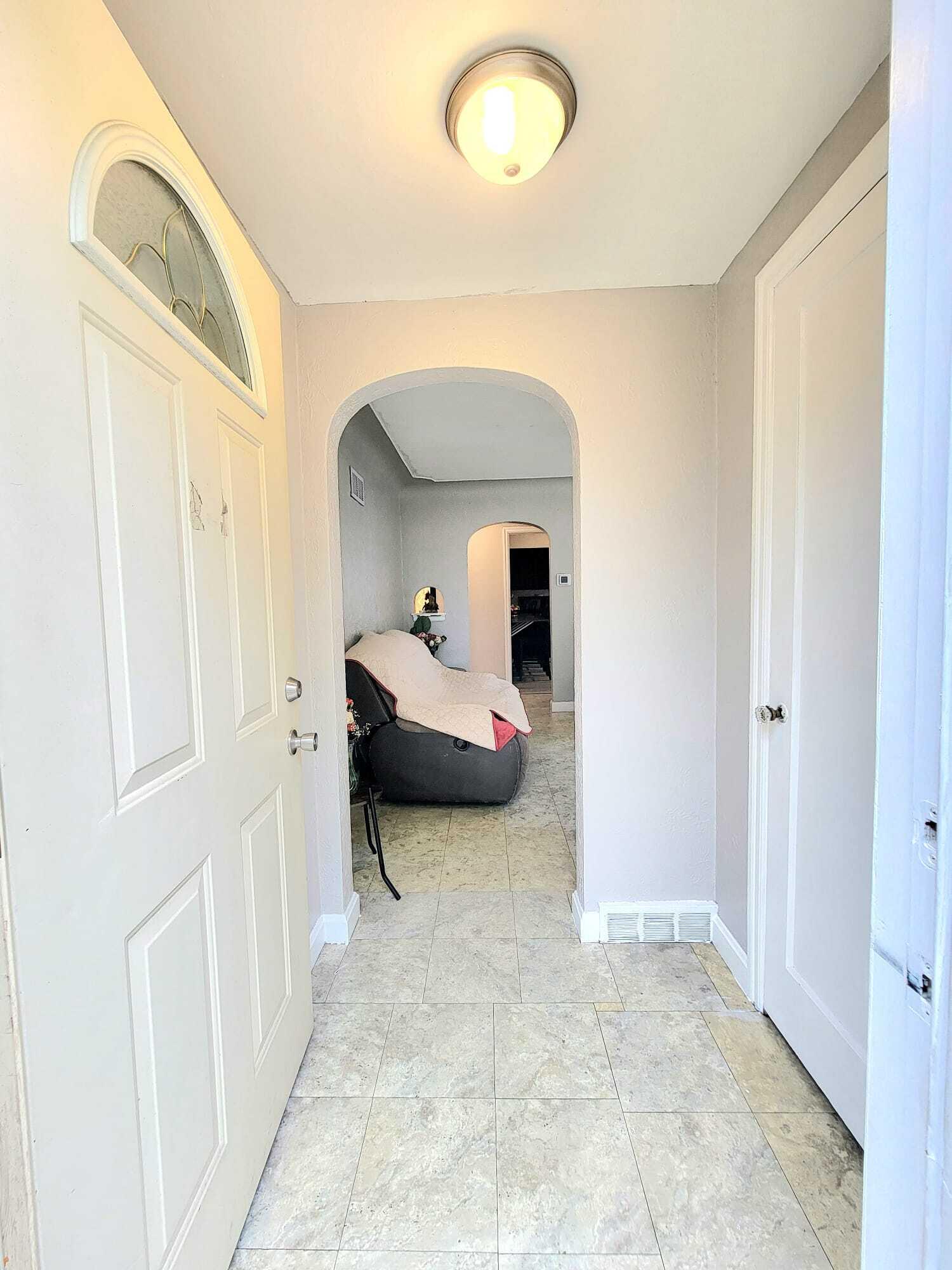 332 W 18th Street