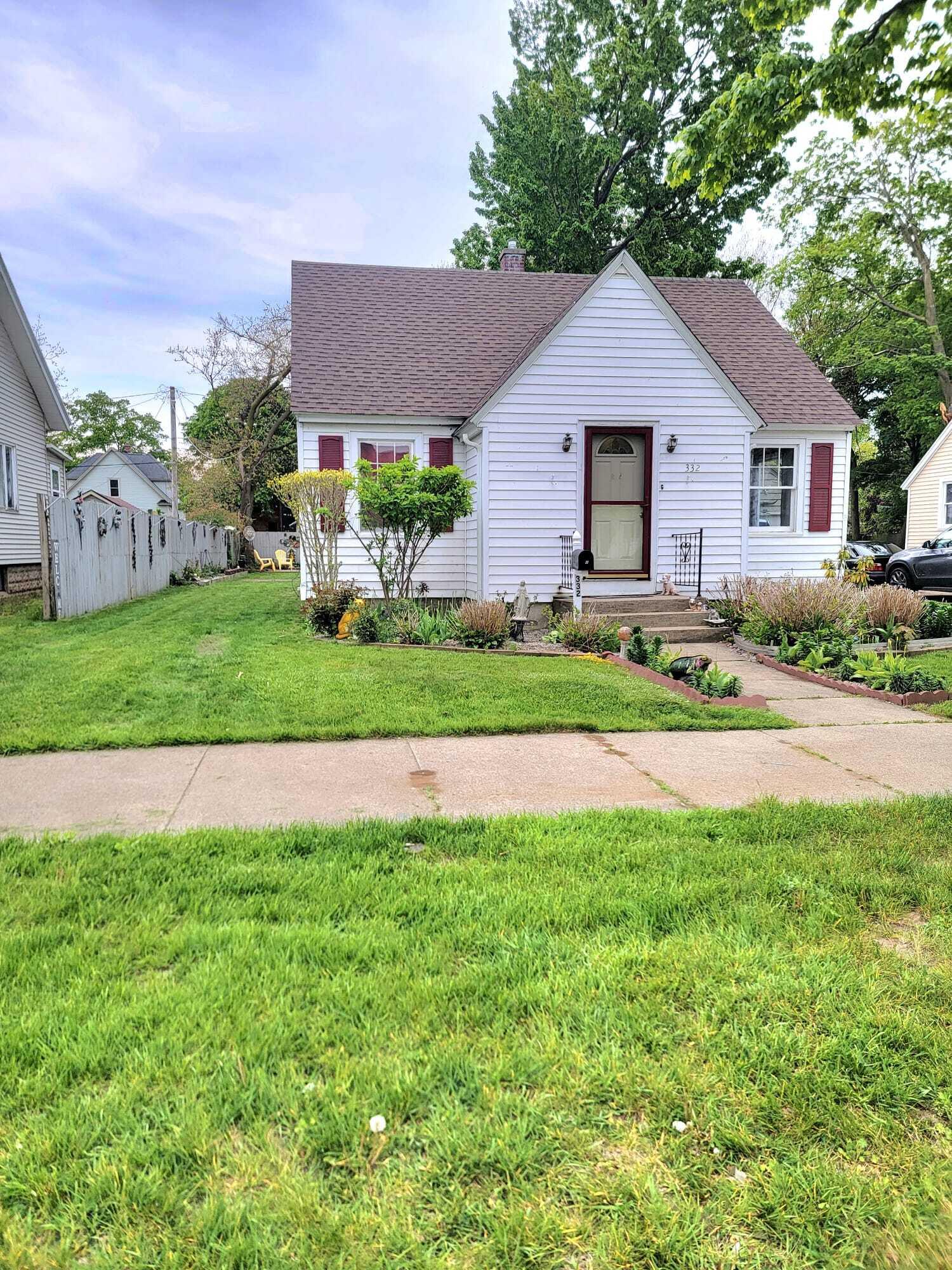 332 W 18th Street
