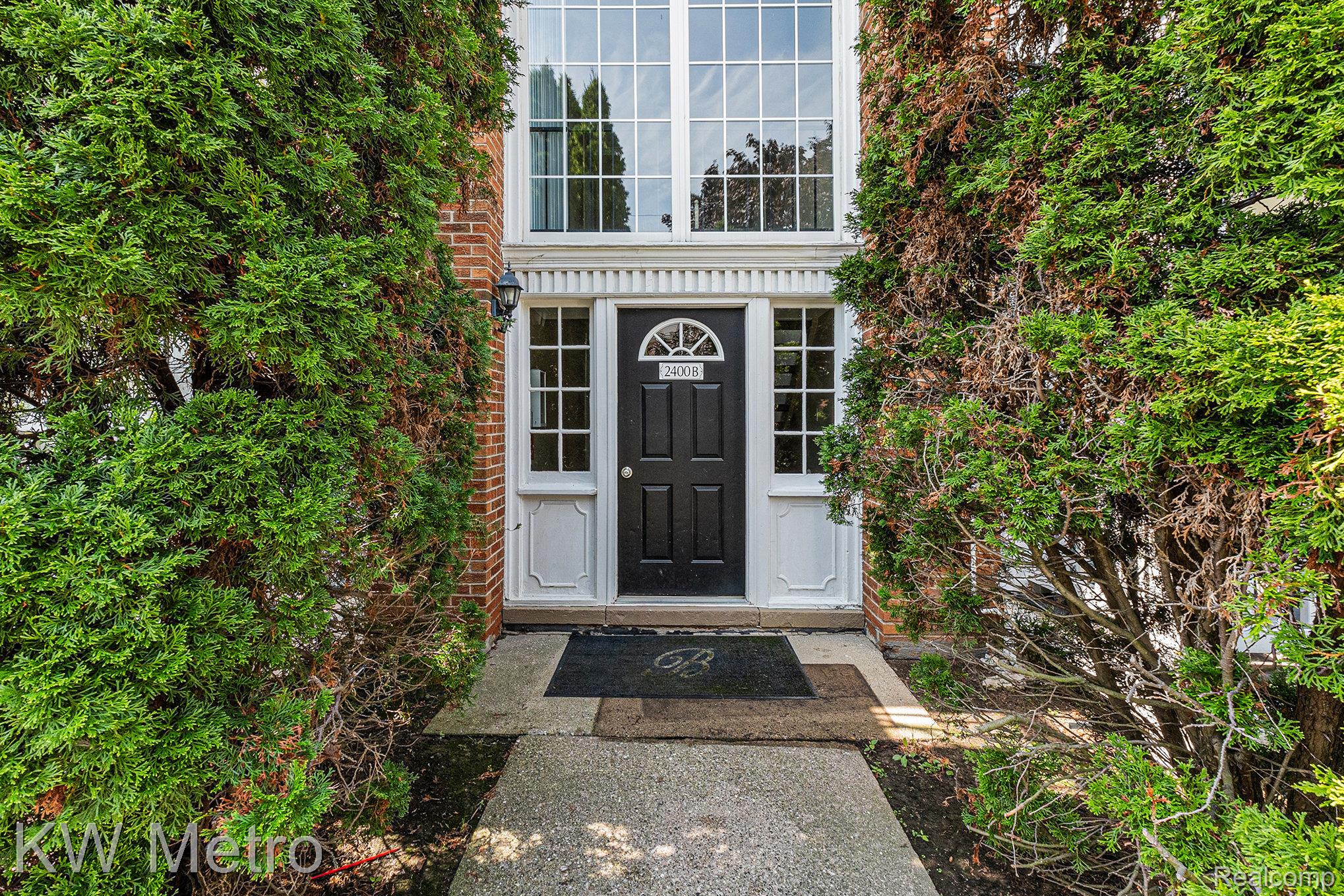 2400 Parmenter Boulevard 207