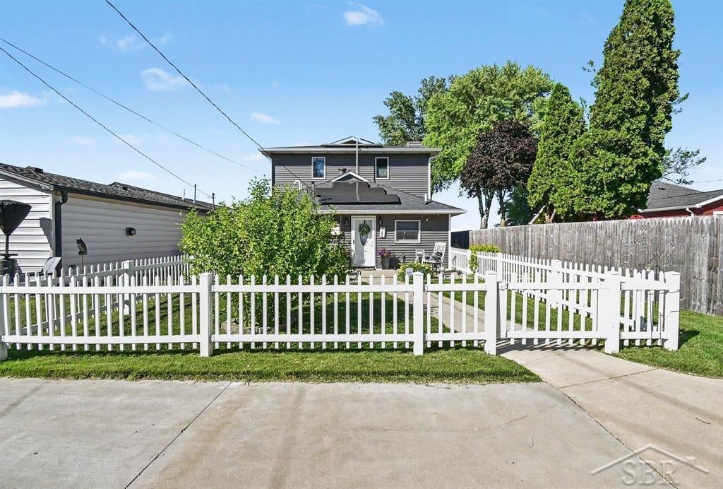 705 Bay Road