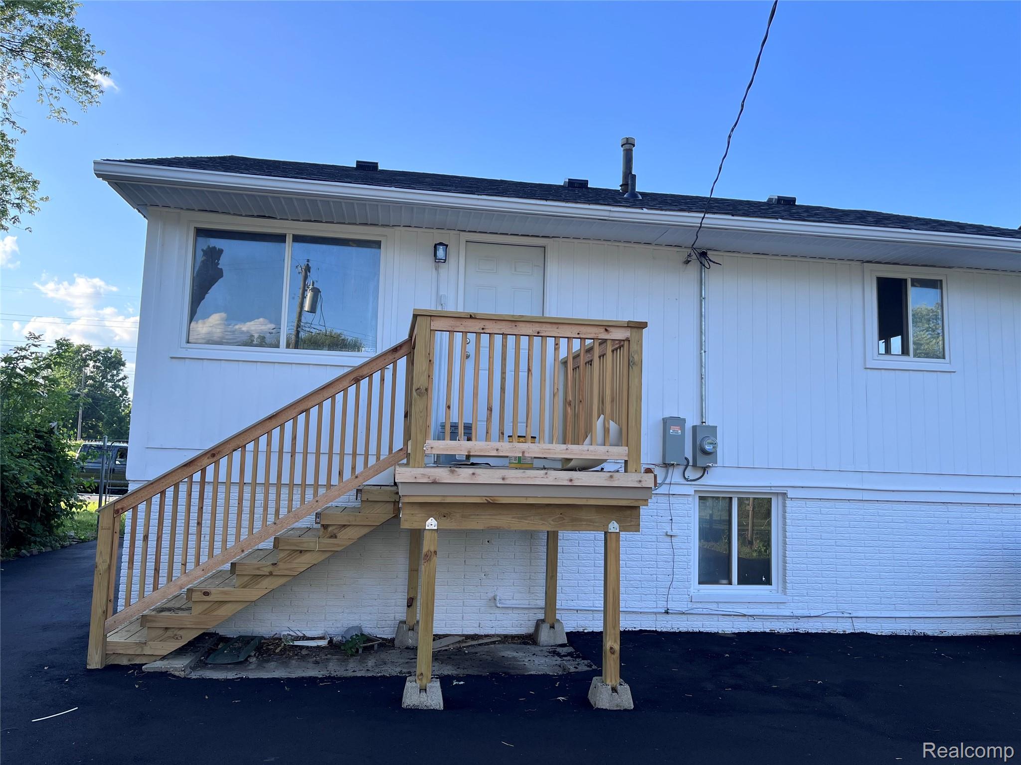 26269 Dunning Street