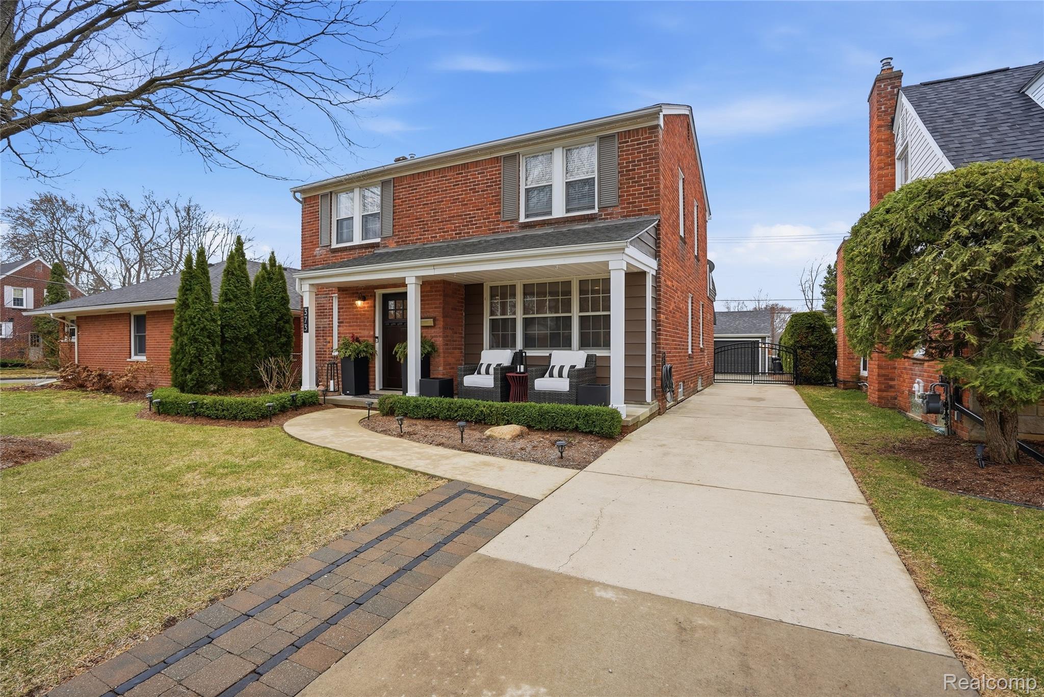 373 Hillcrest Avenue