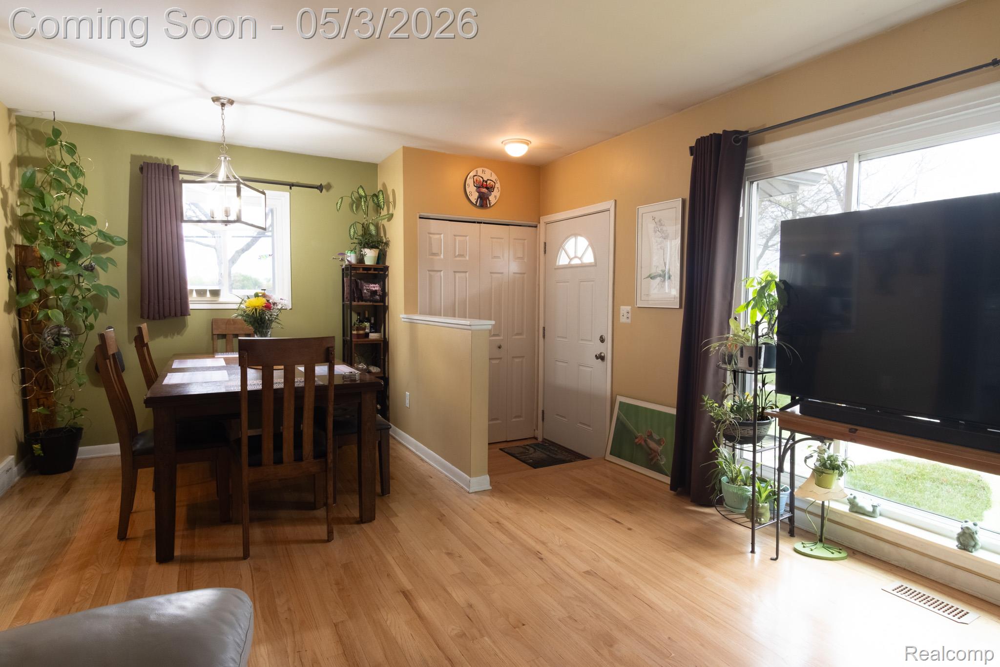 27604 Rialto Street