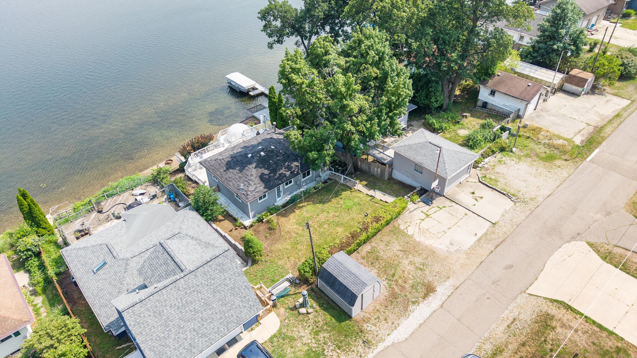 3361 W Shore Drive