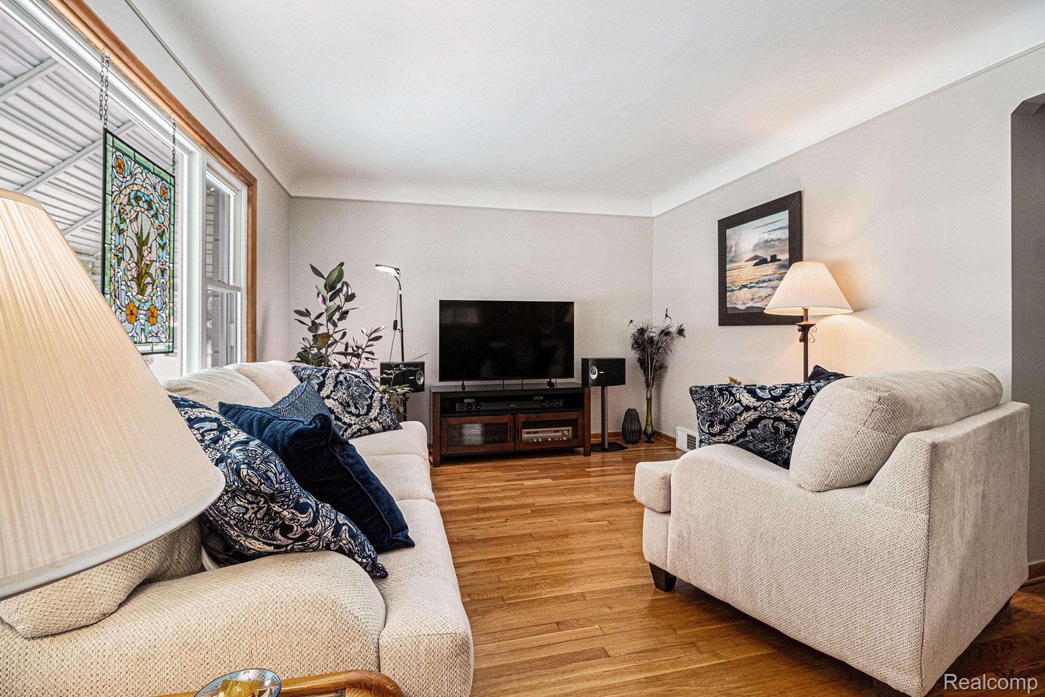 4475 Lincoln Boulevard