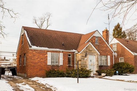 17547 Pinehurst Street Detroit City MI 48221