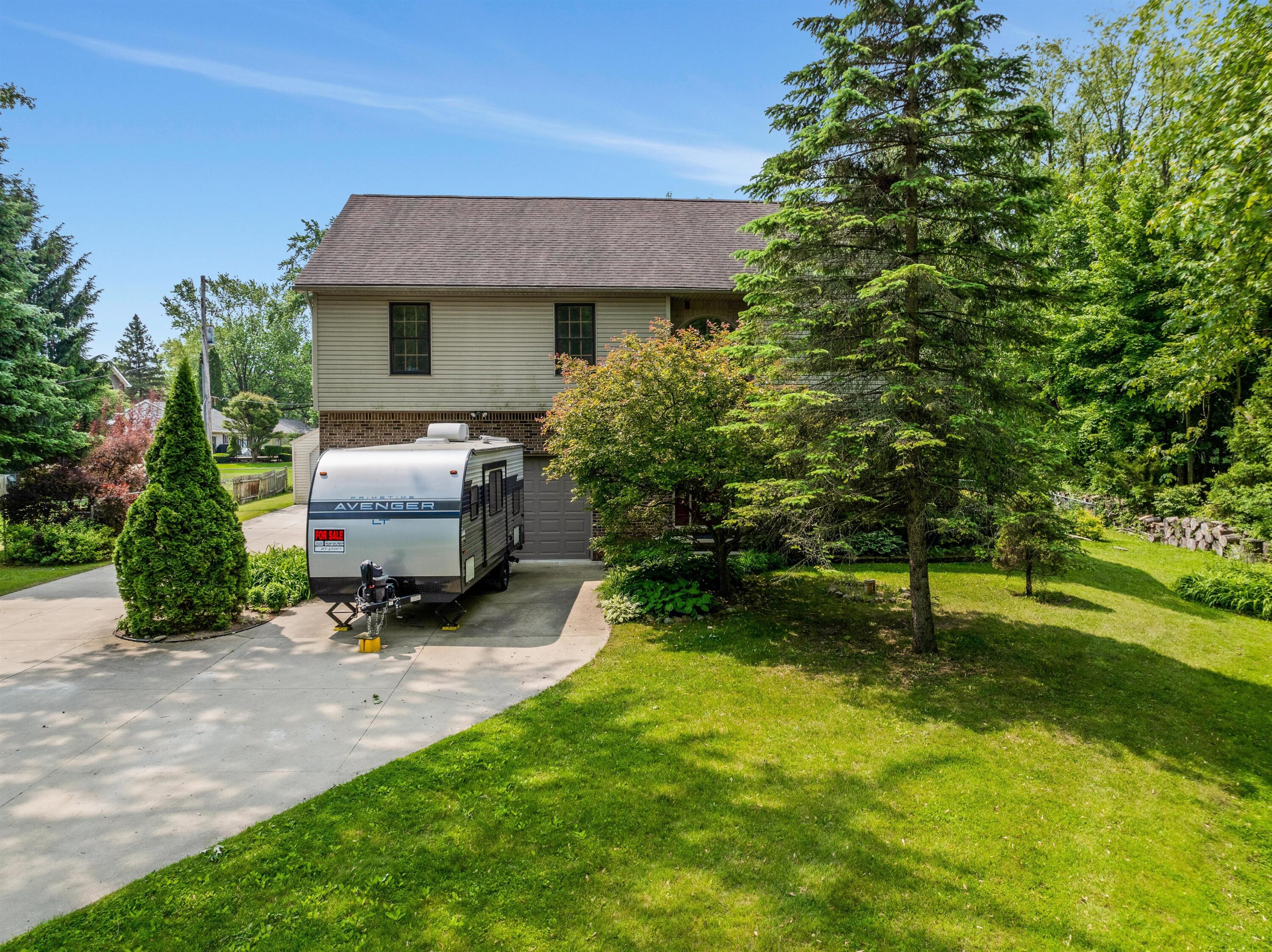 2160 Dean Drive