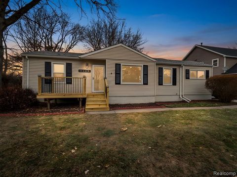 2149 Isabell Drive Troy City MI 48083