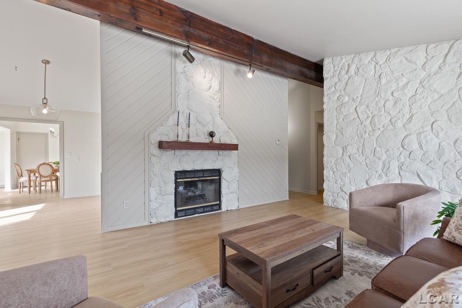 306 N Van Buren Street