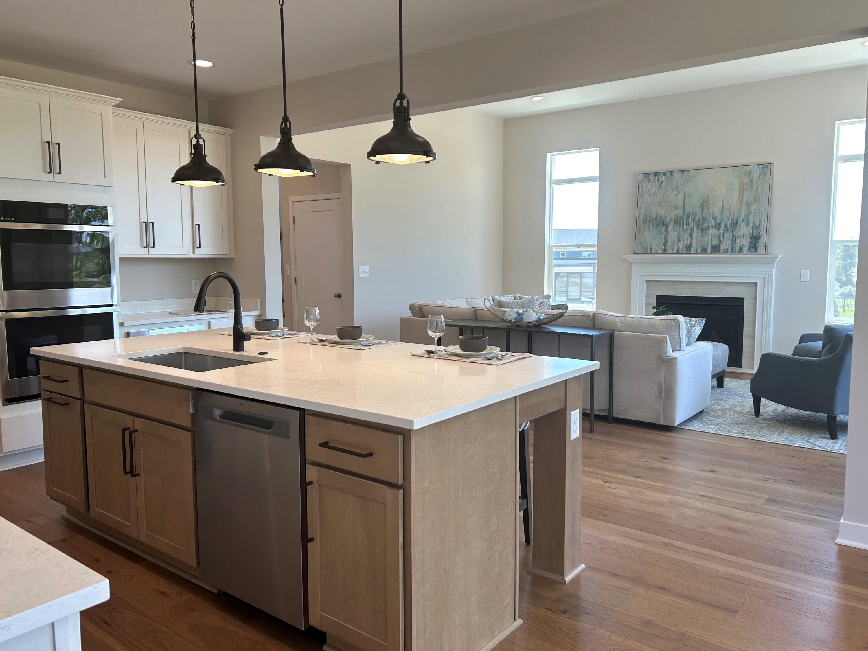 4846 W Burton Lane 22