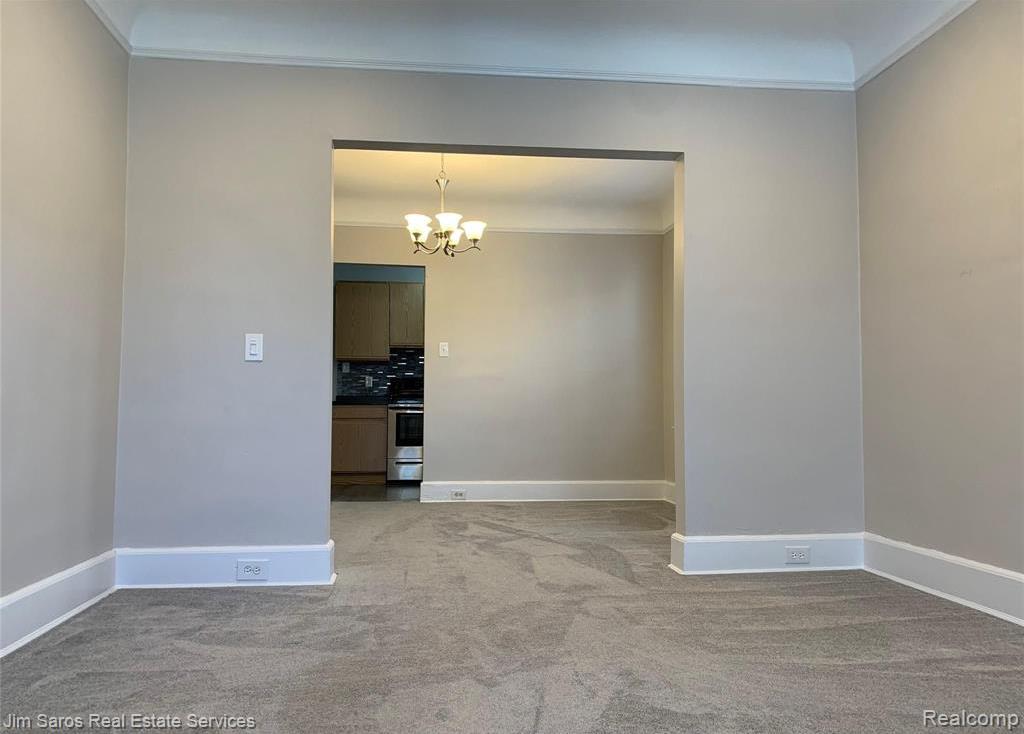 829 BEACONSFIELD Avenue