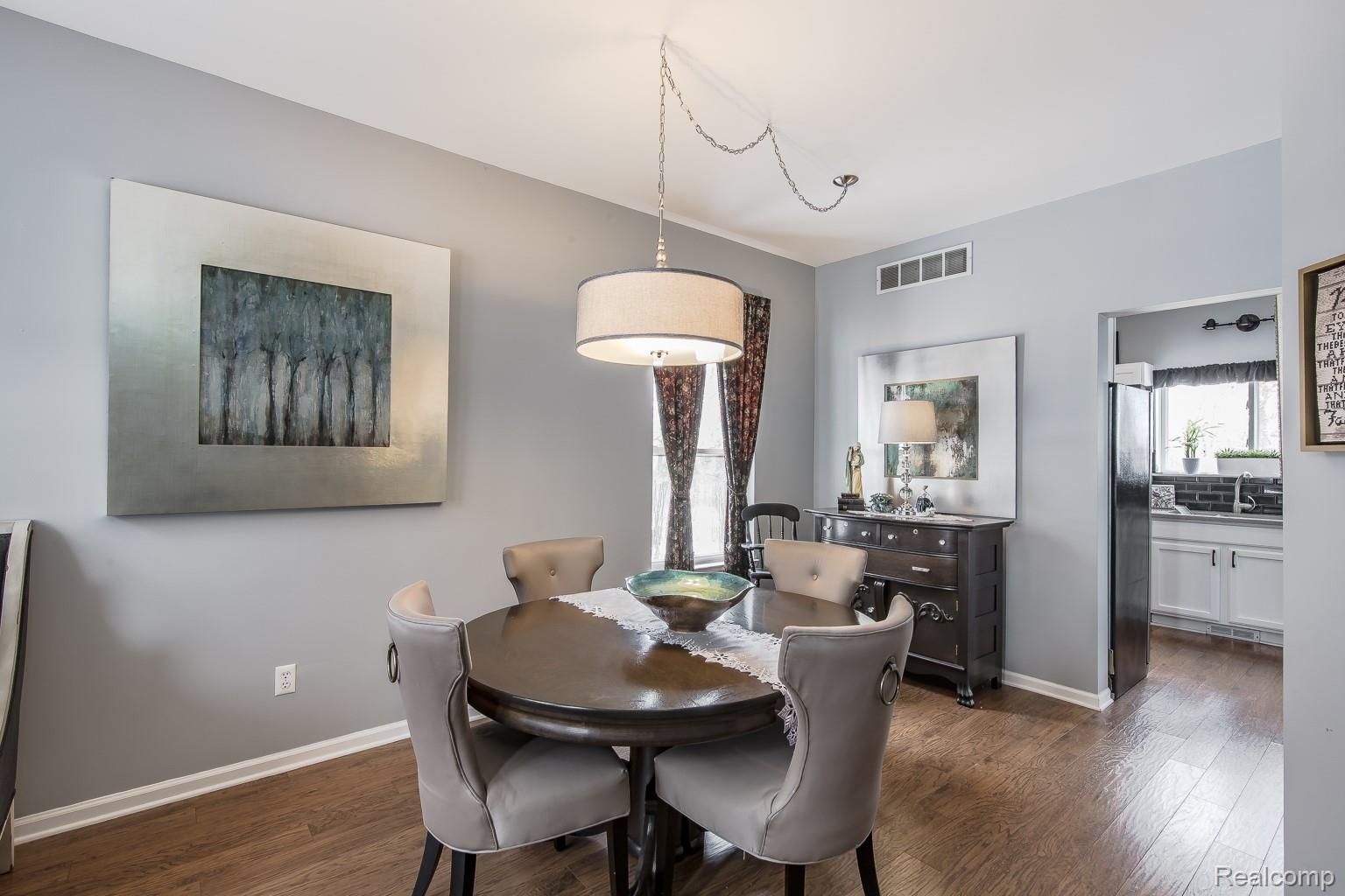 2507 Driftwood Drive