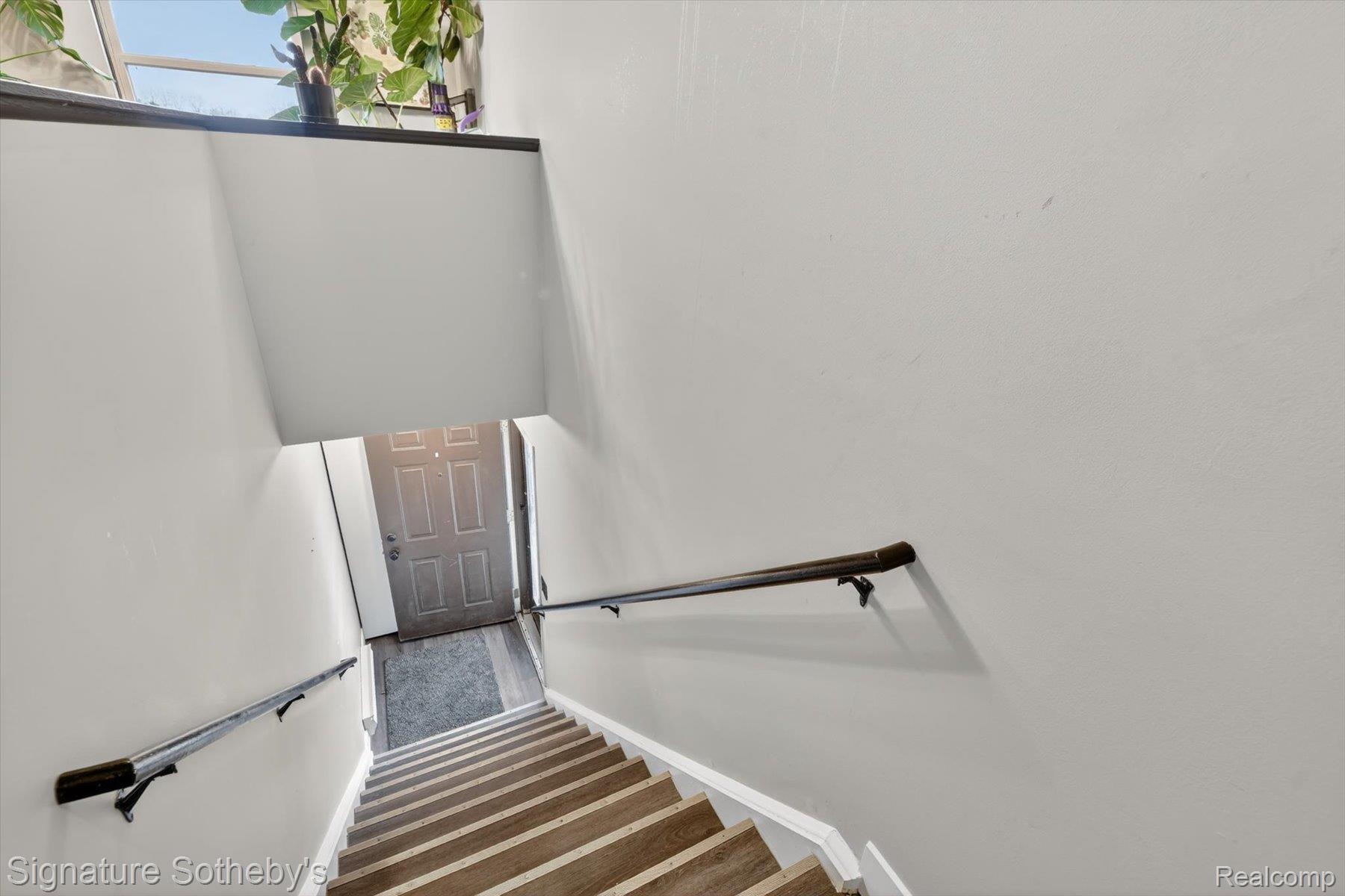 61031 Greenwood Drive