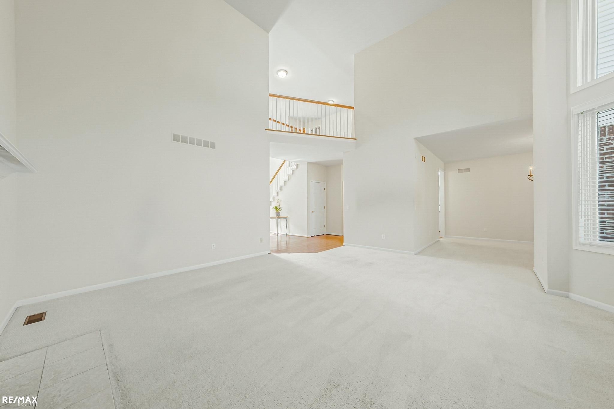 1357 Kentfield Dr Drive