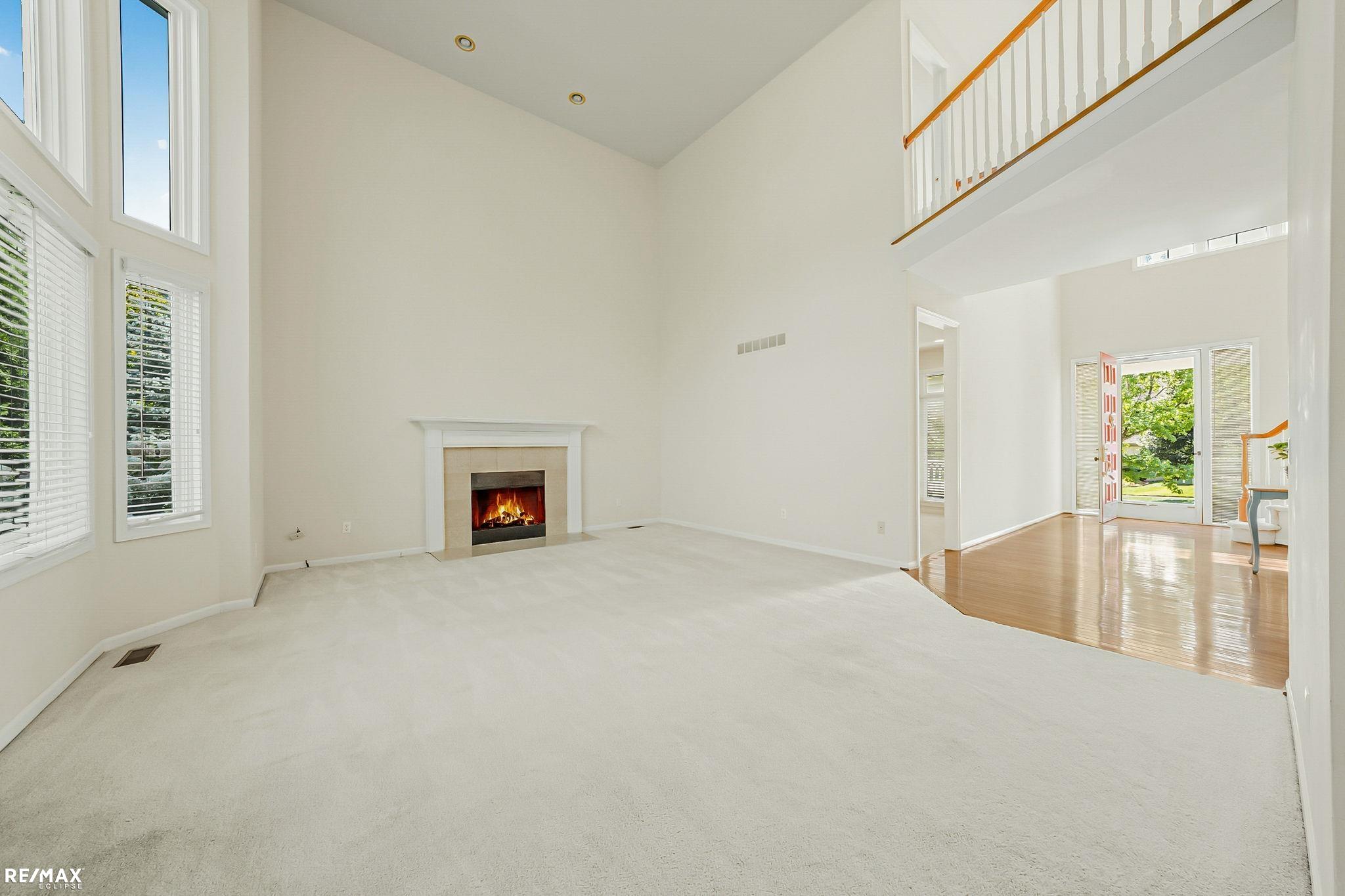 1357 Kentfield Dr Drive