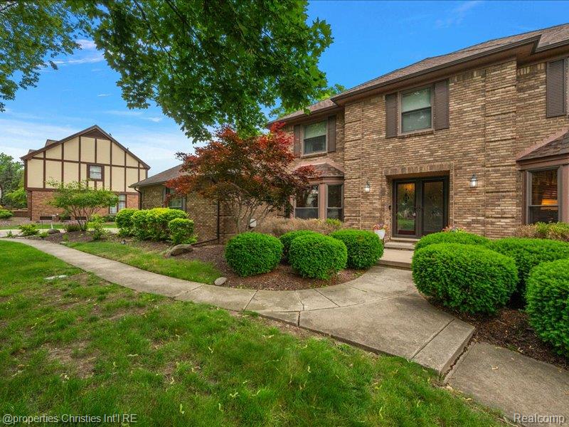 38696 Wakefield Court