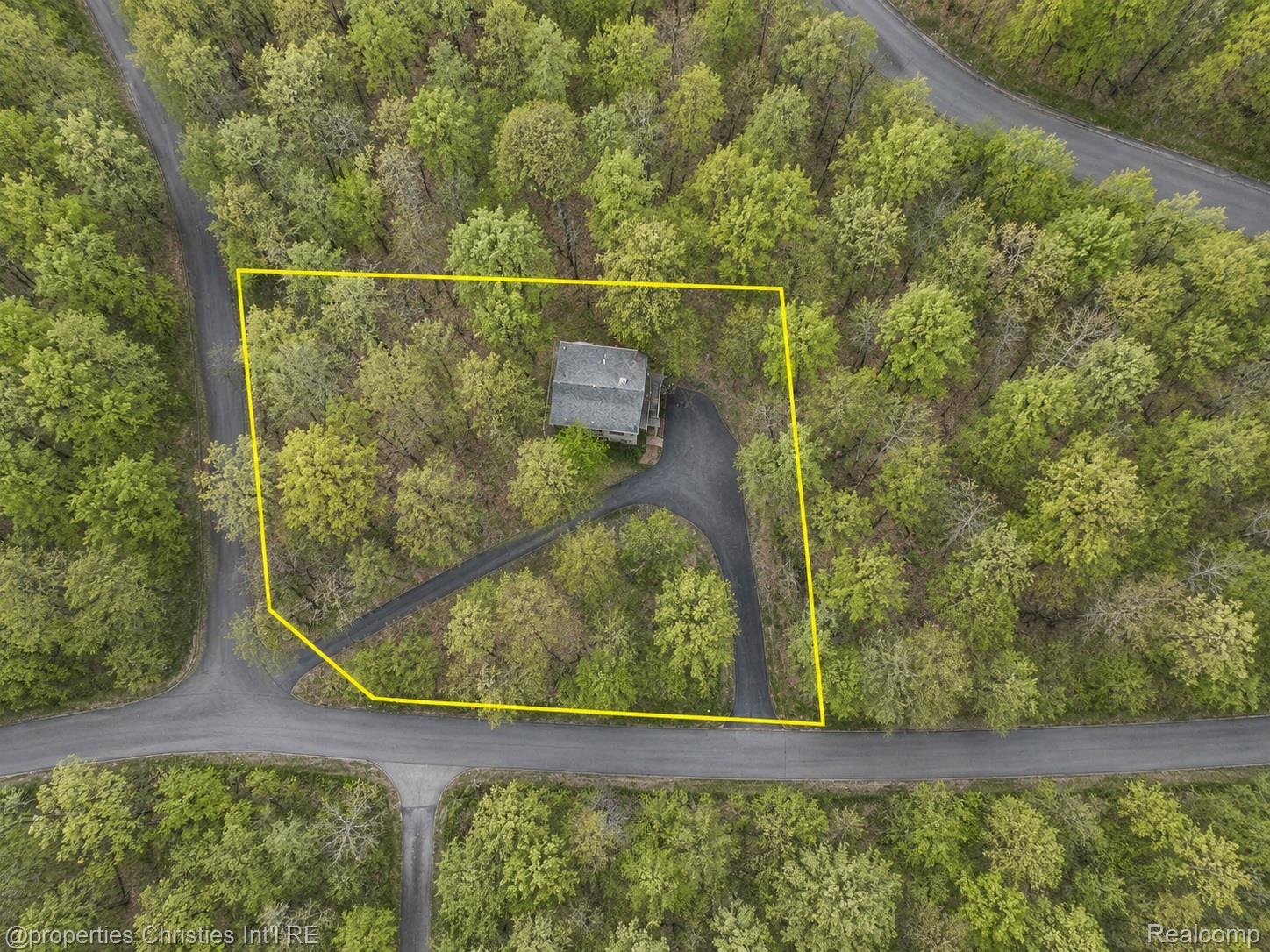 4001 Deskin Drive