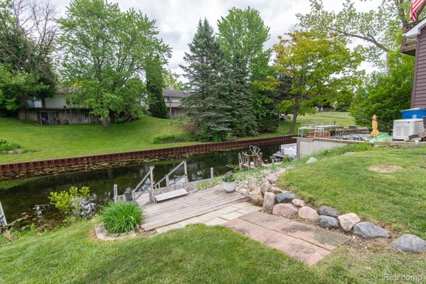 000 WENDELL DRIVE, FENTON, MI 48430 - Image 9fdc3233d295a4e02a77a4ef6f5e2689/2716607960
