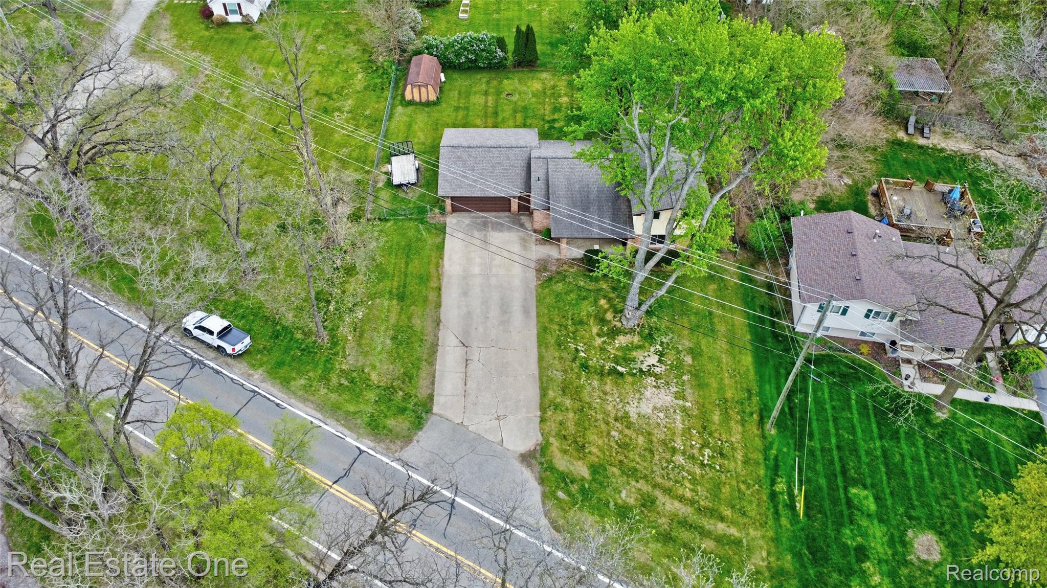 1135 Lochaven Road