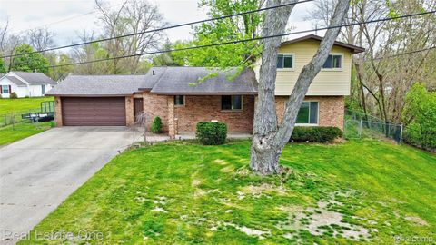 1135 Lochaven Road Waterford Charter Township MI 48327