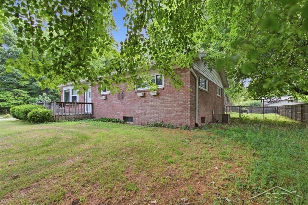 1072 E Stewart Road