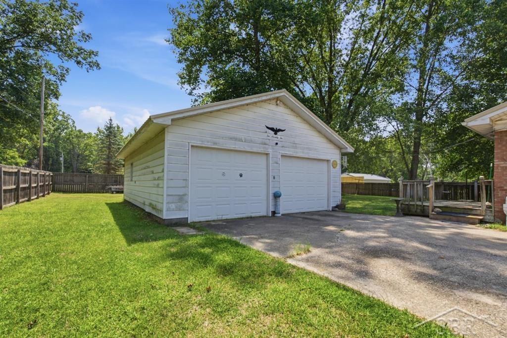 1072 E Stewart Road