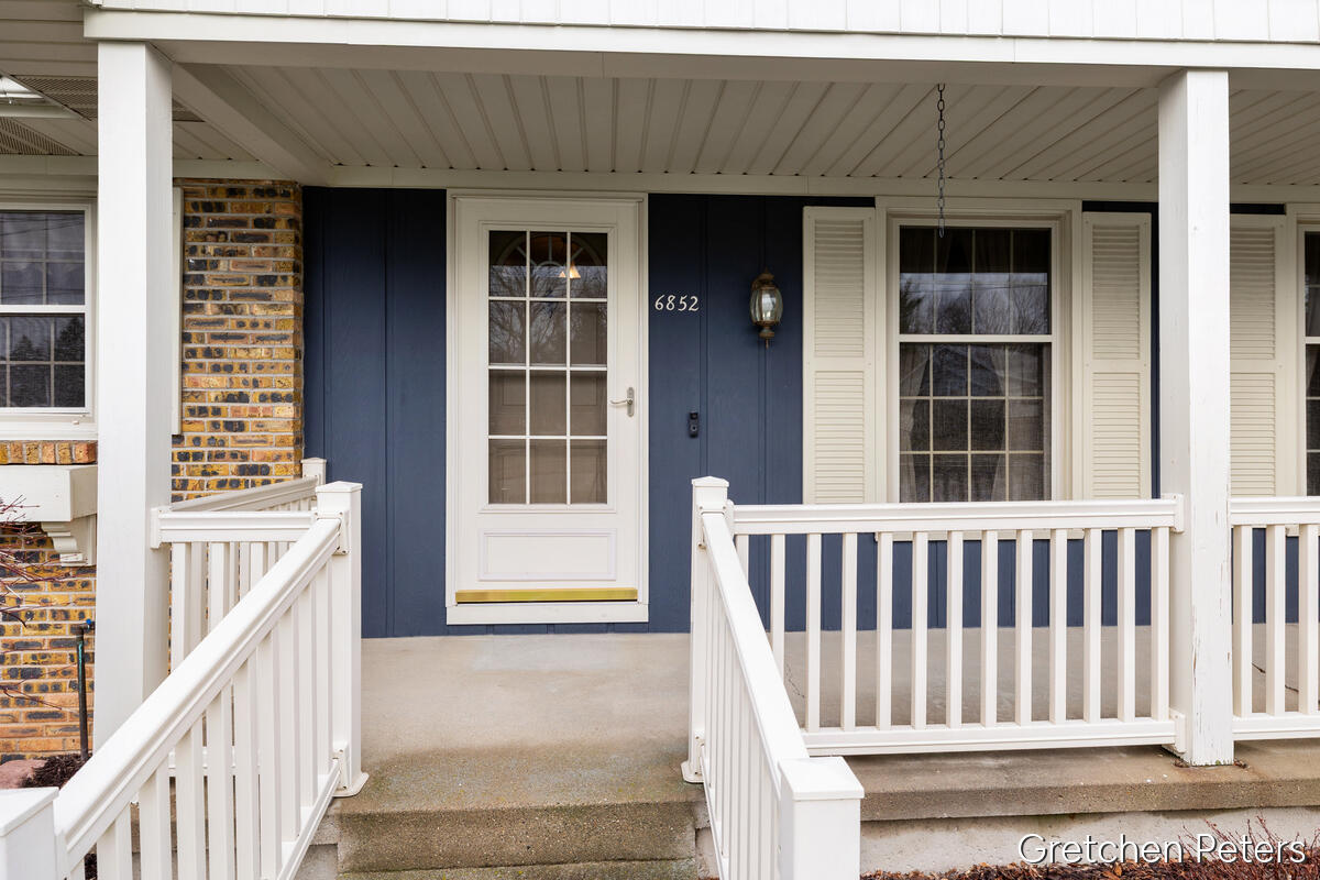 6852 Aleda Avenue SE