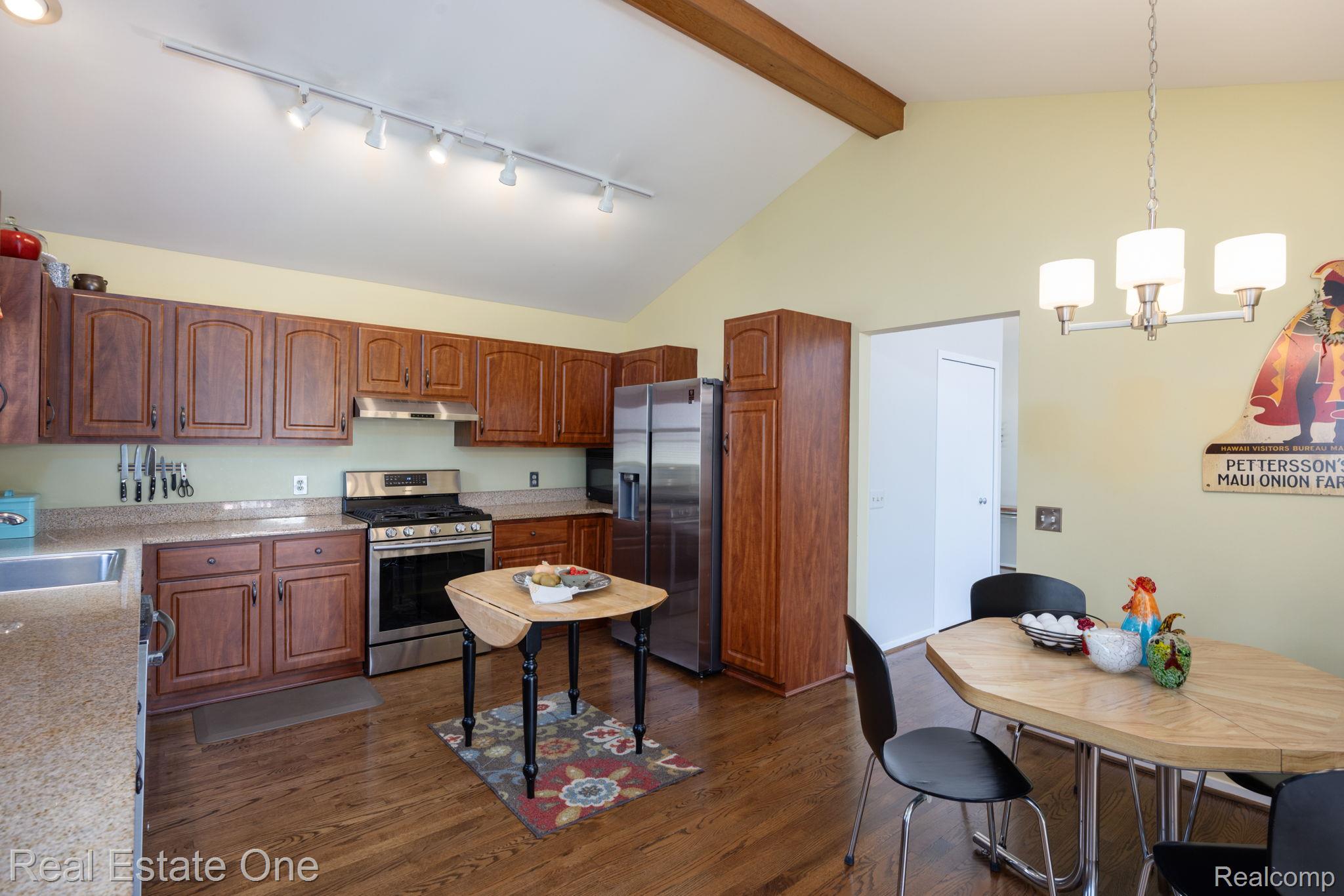 986 River Bend Drive