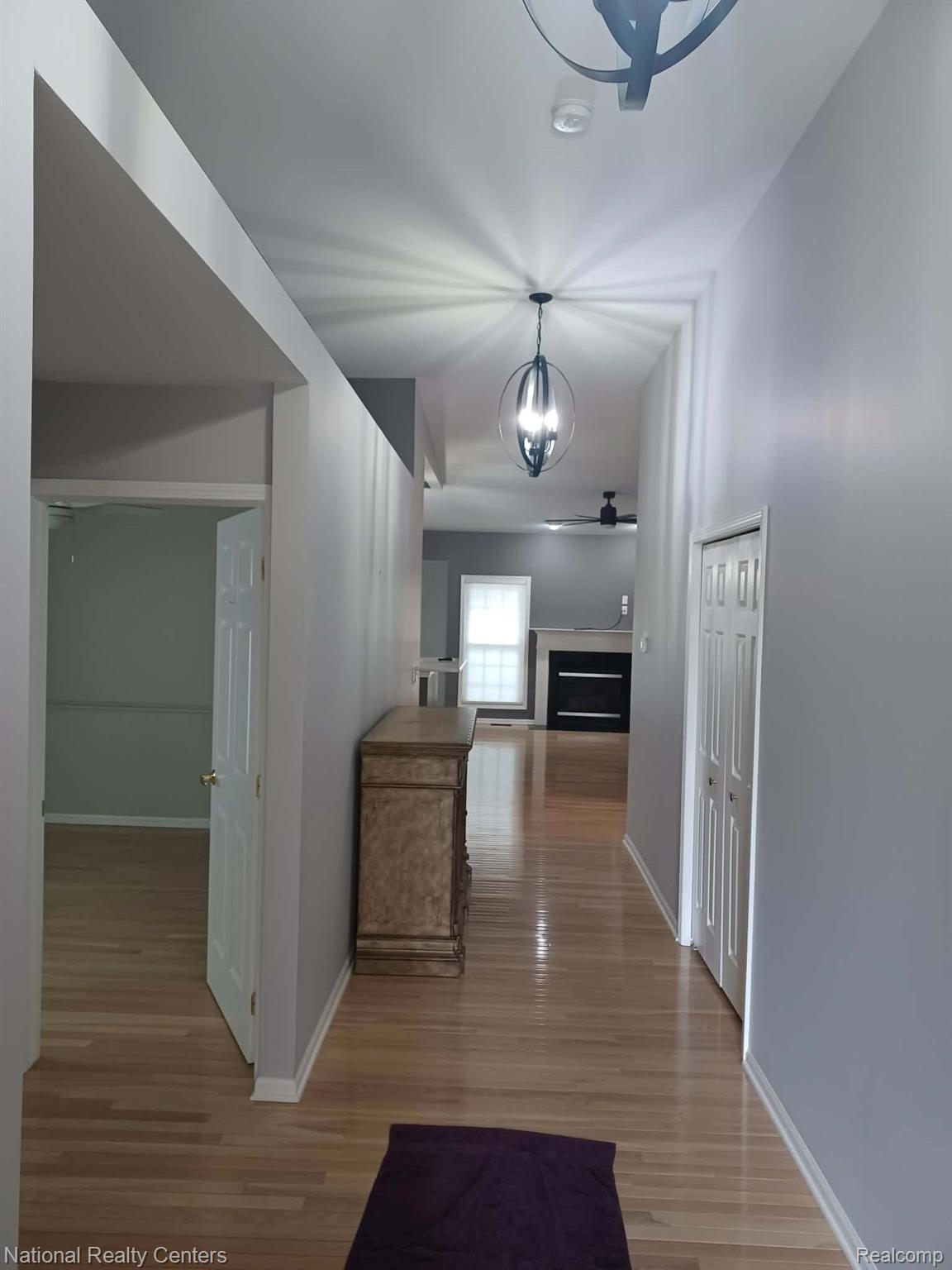 15752 Hunters Grove 20