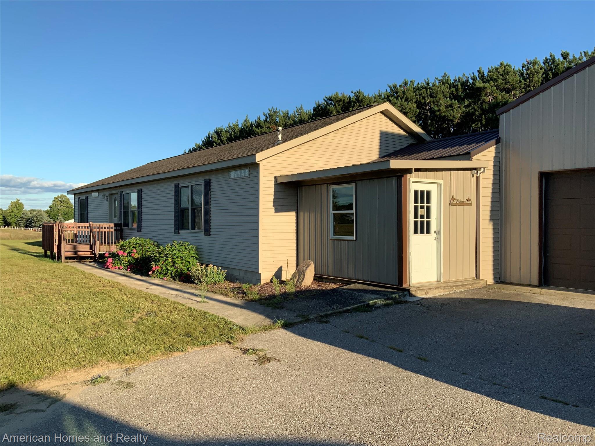 2738 Doerr Road