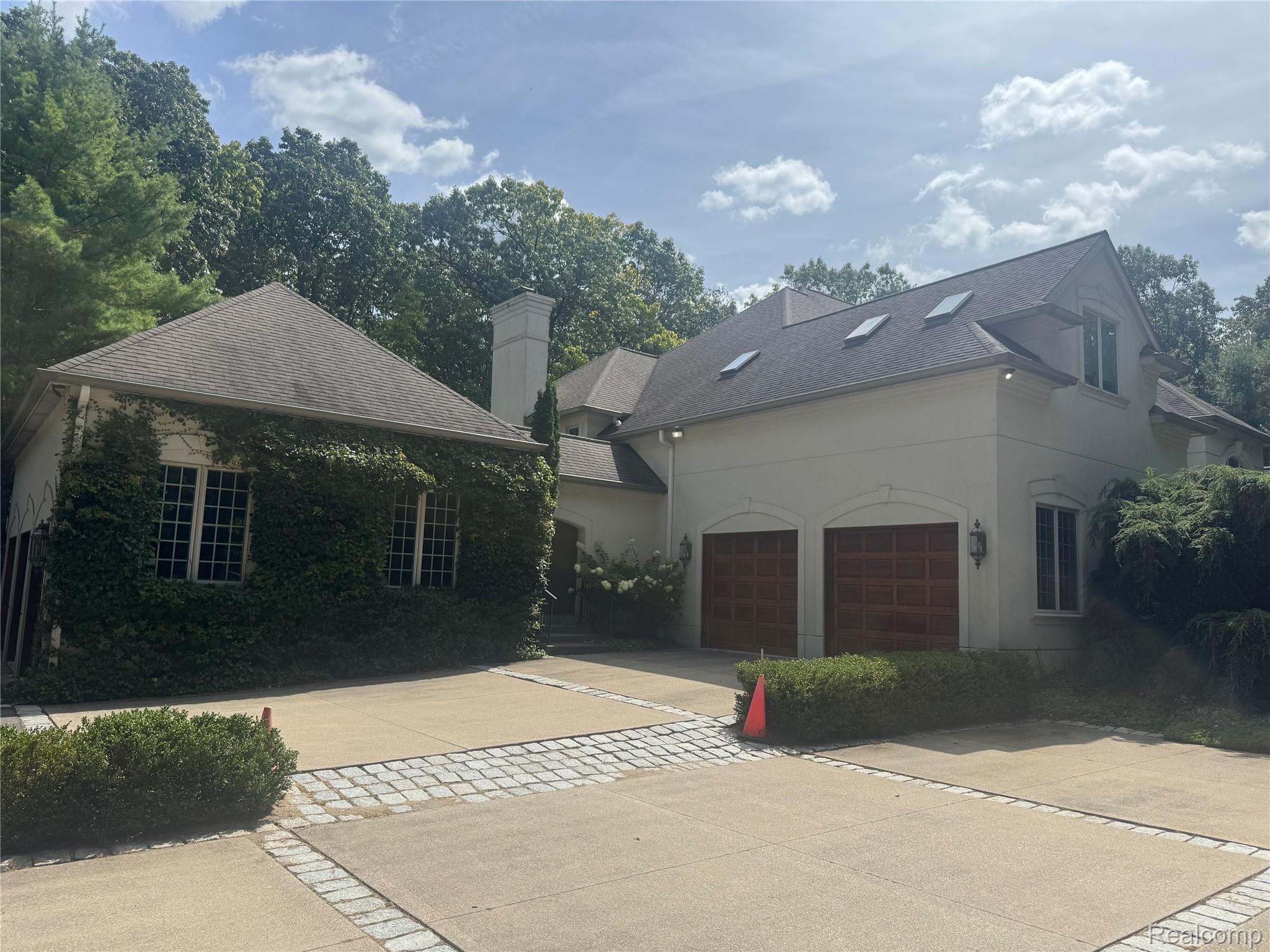 12240 Woodline Drive