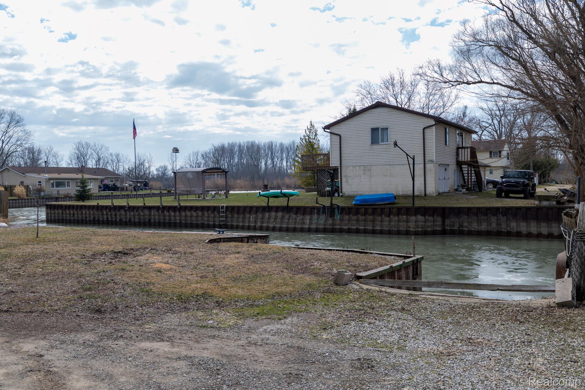 35268 Tilford Street