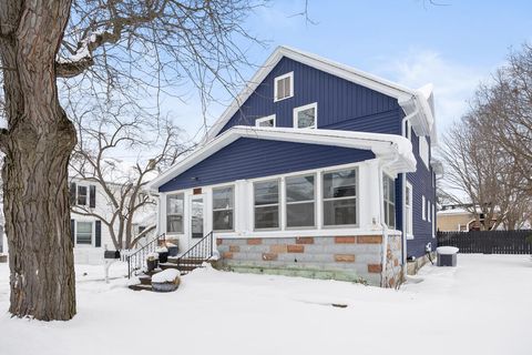 517 Elm Street SE Lowell City MI 49331