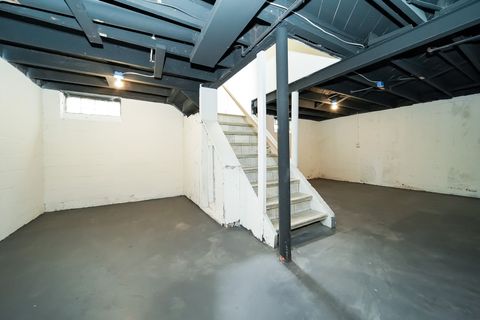 listing image 50