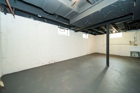 listing image 52