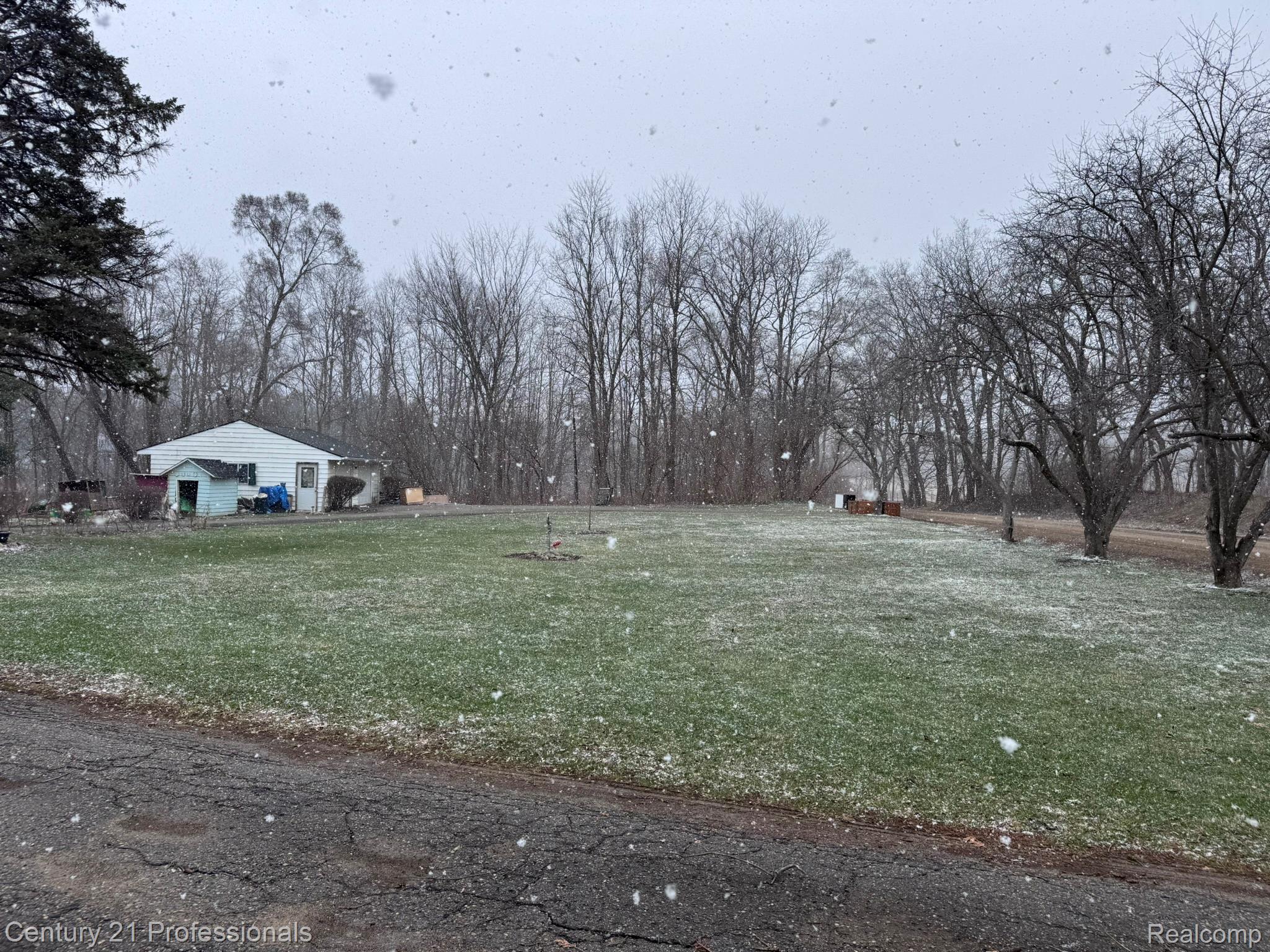 2021 W Rose Center Road