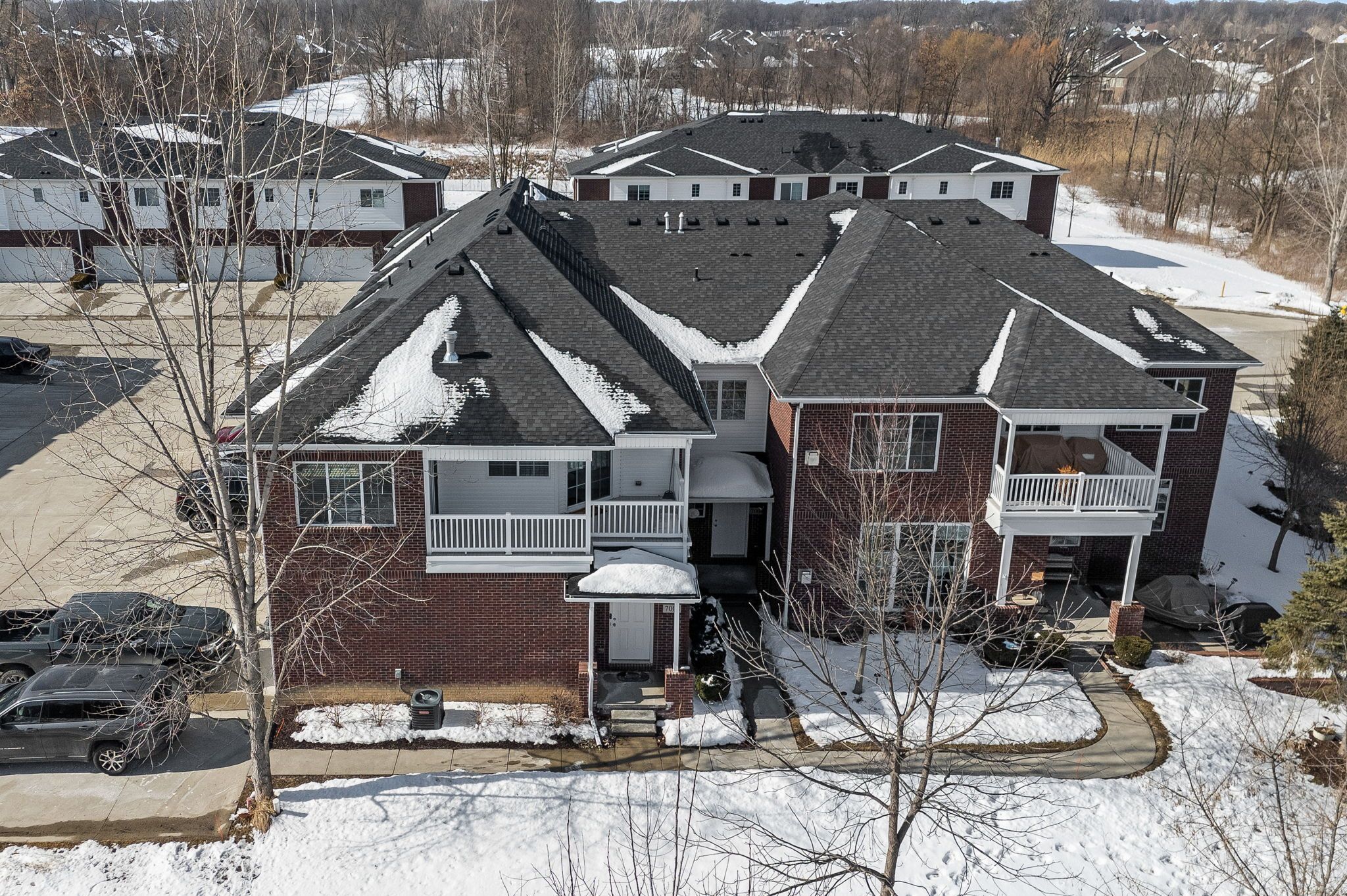 7008 BOULDER POINTE