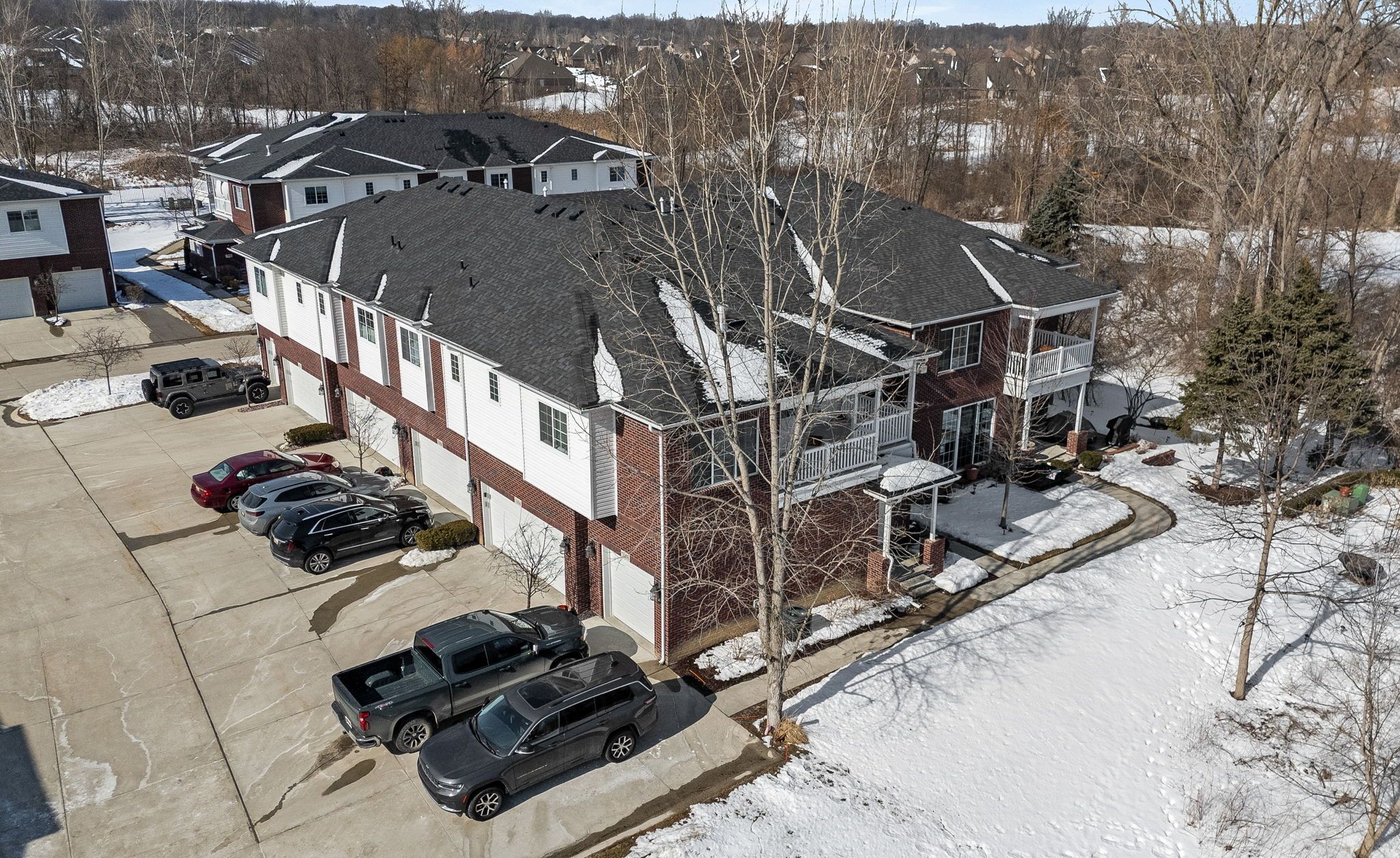 7008 BOULDER POINTE