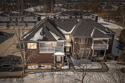 7008 BOULDER POINTE Washington Township Macomb MI 48094