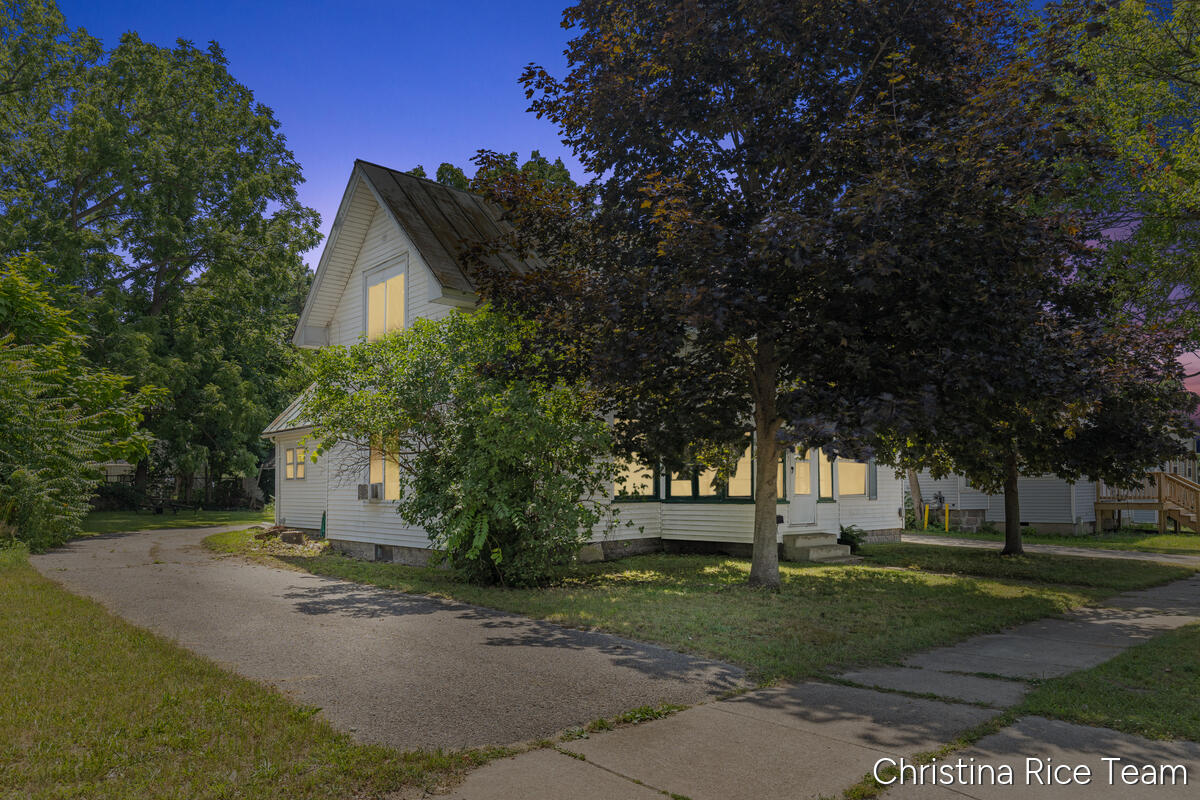 115 E Congress Street