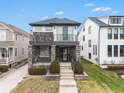 484 Park Street Birmingham City MI 48009