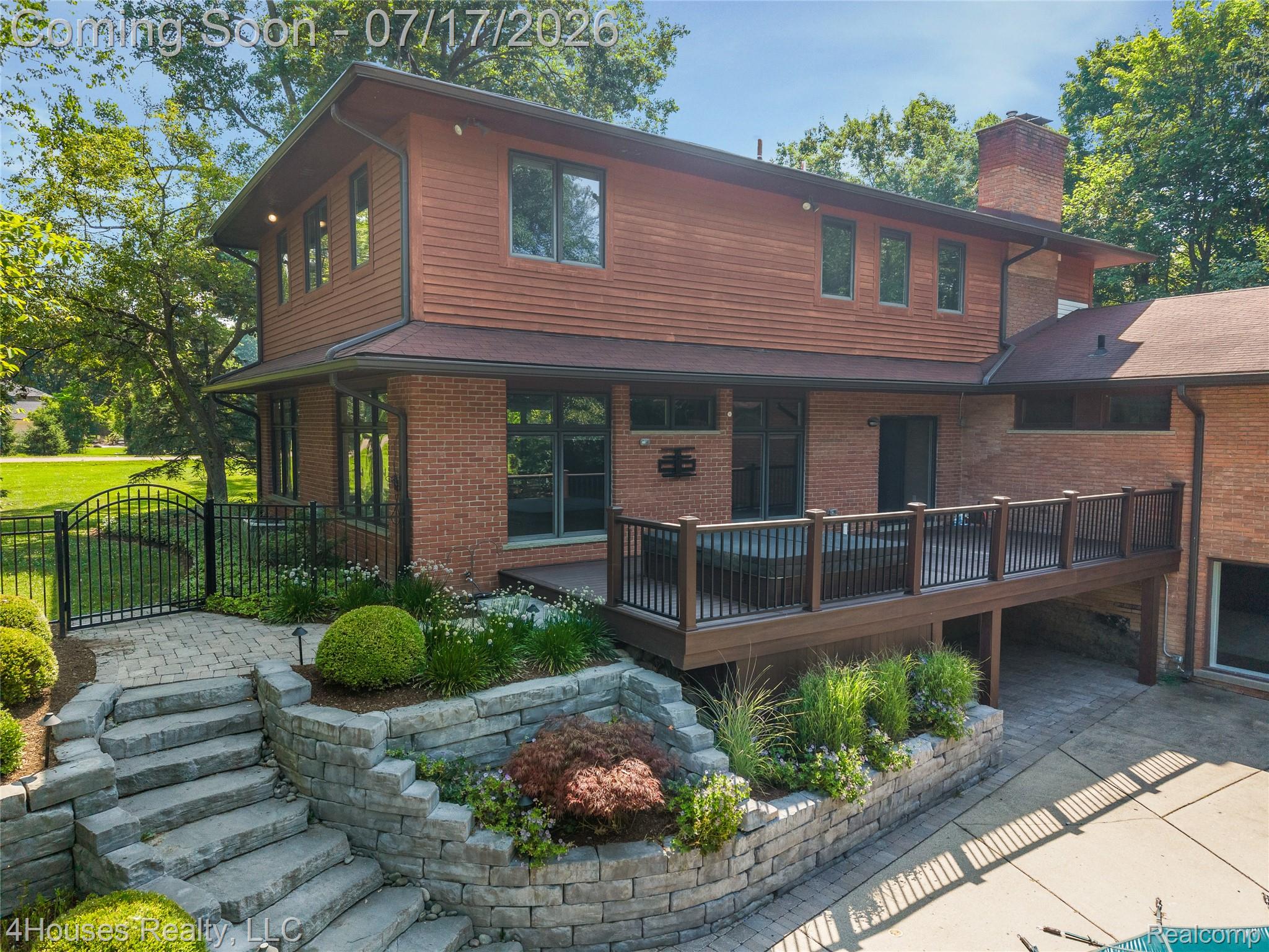 5717 Sussex Drive