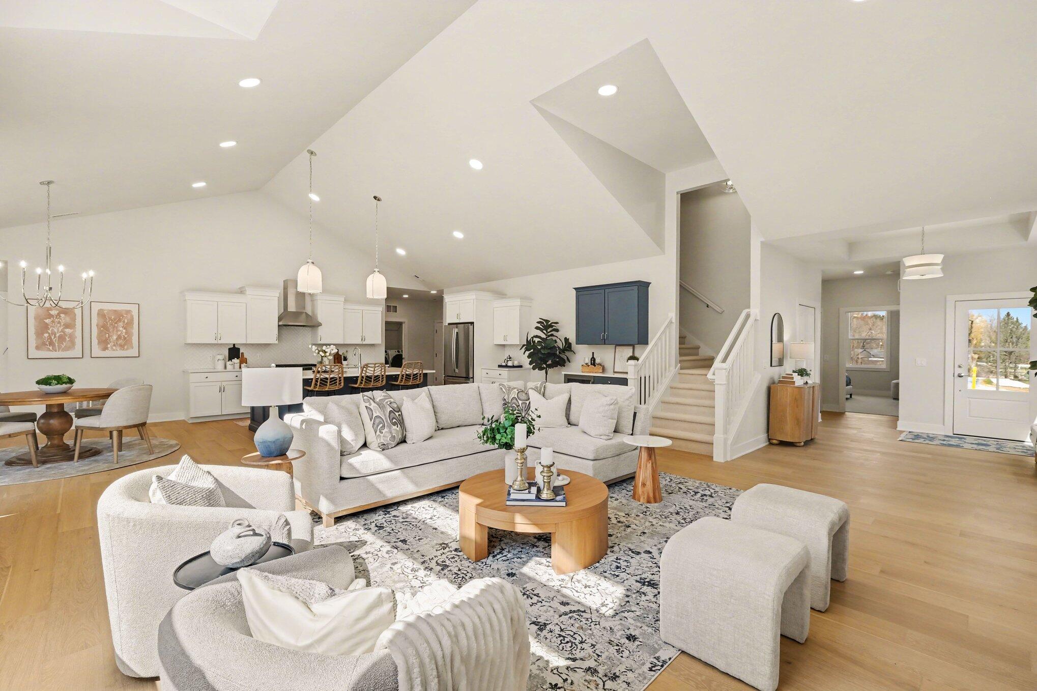 4692 Knapp Bluff Drive NE