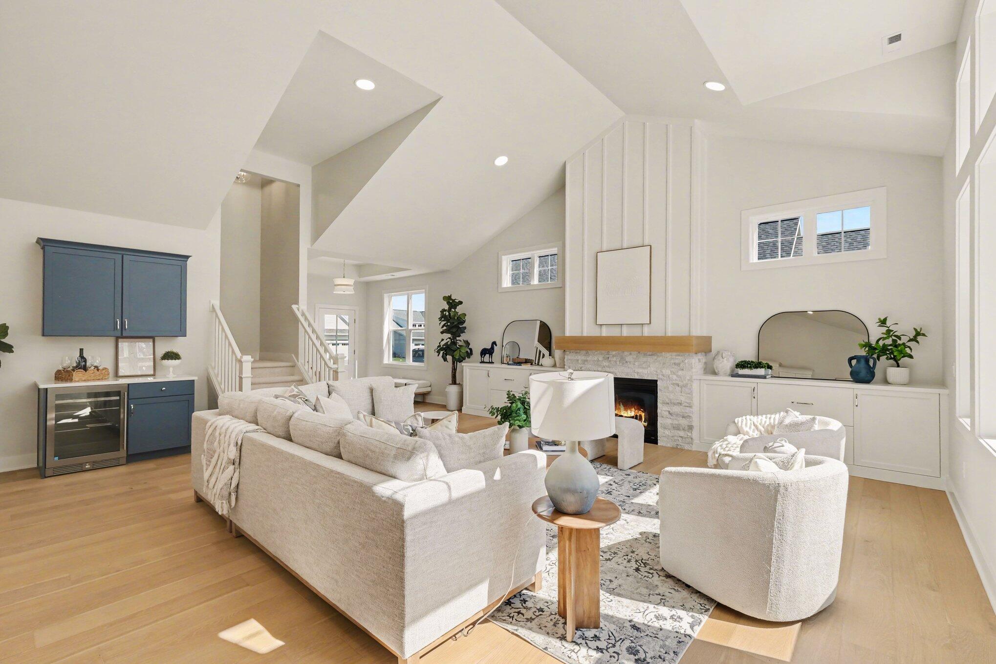 4692 Knapp Bluff Drive NE