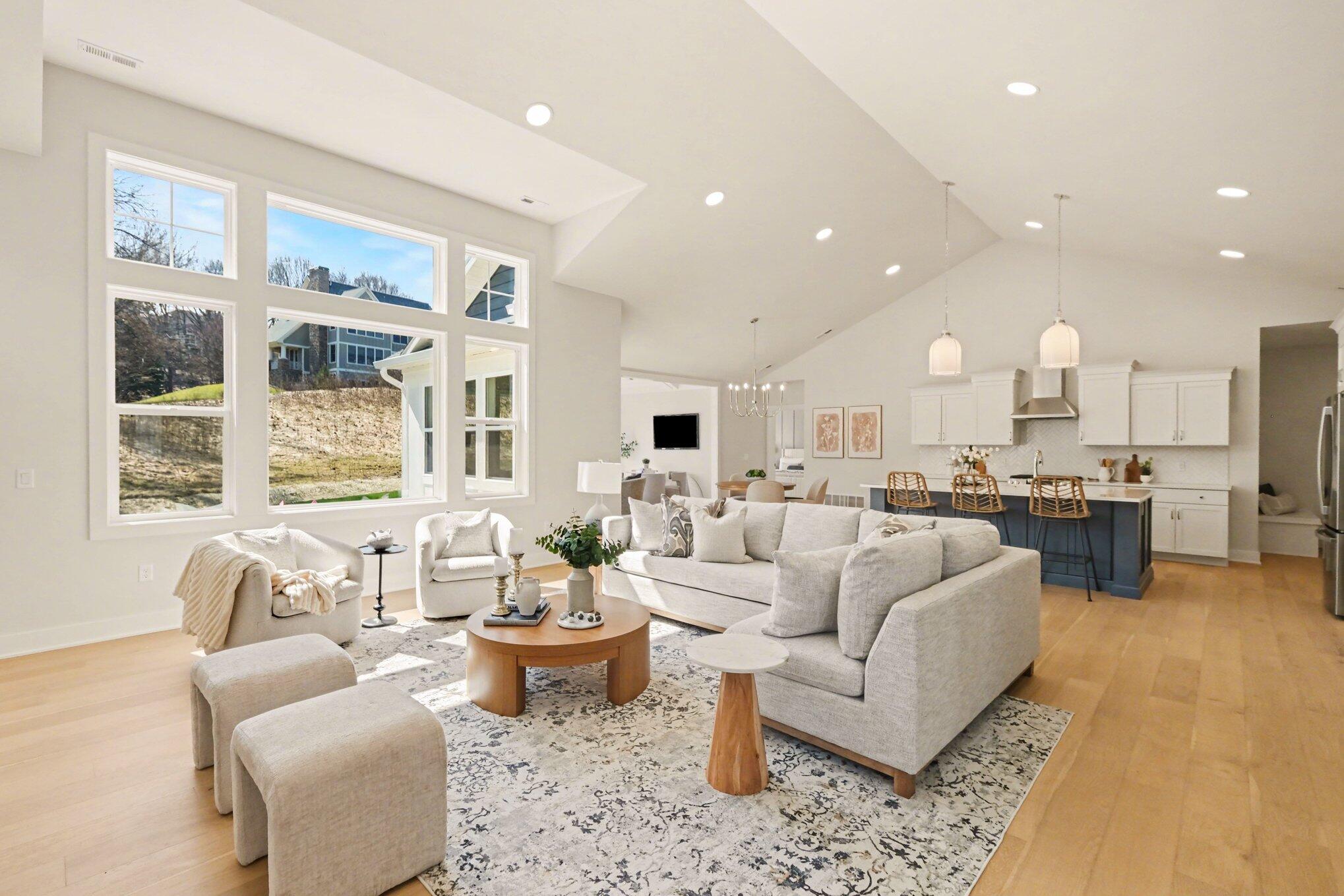 4692 Knapp Bluff Drive NE